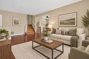 2130 W Highland Ave, Chicago, IL 60659 - Photo 3