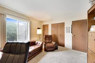 900 W Sunset Dr, Glenwood, IL 60425 - Photo 33