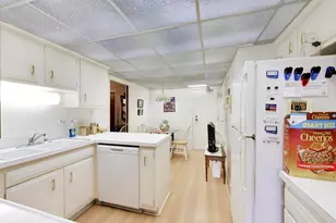 900 W Sunset Dr, Glenwood, IL 60425 - Photo 19