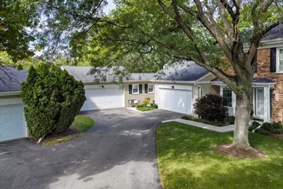 18 The Court Of Greenway Court, Northbrook, IL 60062 - Photo 1