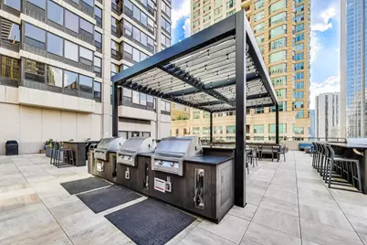 30 E Huron Street #4008, Chicago, IL 60611 - Photo 27