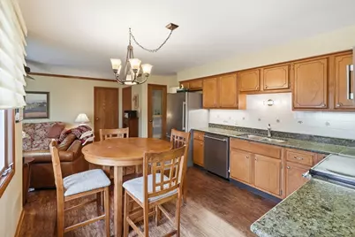 814 E 168th Street, South Holland, IL 60473 - Photo 9