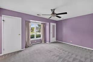 1025 Mayfield Ln, Hoffman Estates, IL 60169 - Photo 15