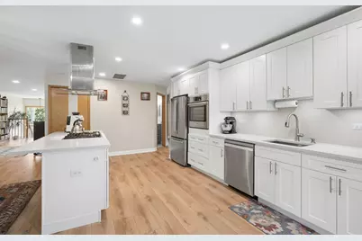 1523 Orchard Circle, Naperville, IL 60565 - Photo 11