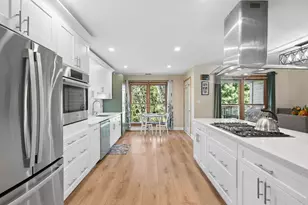 1523 Orchard Cir, Naperville, IL 60565 - Photo 9