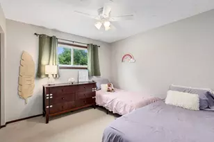 1061 Valley View Dr, Downers Grove, IL 60516 - Photo 17