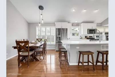 1061 Valley View Drive, Downers Grove, IL 60516 - Photo 7