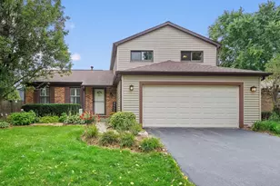 1061 Valley View Dr, Downers Grove, IL 60516 - Photo 1