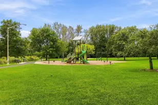 863 Poplar Ln, Bolingbrook, IL 60440 - Photo 27