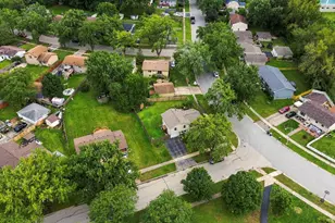 863 Poplar Ln, Bolingbrook, IL 60440 - Photo 3