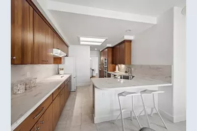 799 Lakeshore Drive, Redwood City, CA 94065 - Photo 17