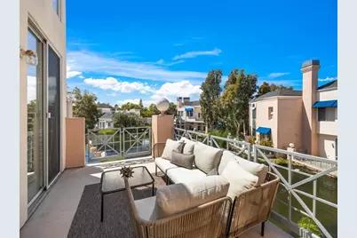 799 Lakeshore Drive, Redwood City, CA 94065 - Photo 19