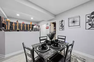 4344 W Lexington St, Chicago, IL 60623 - Photo 9