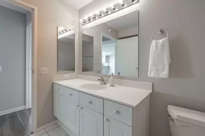 1720 Maple Avenue #1360, Evanston, IL 60201 - Photo 21
