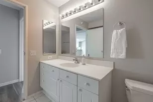 1720 Maple Ave, Evanston, IL 60201 - Photo 21