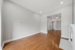 6743 S Langley Ave, Chicago, IL 60637 - Photo 7