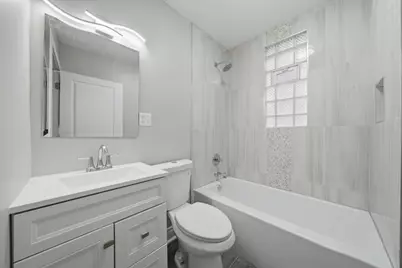 6743 S Langley Avenue, Chicago, IL 60637 - Photo 19