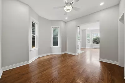 6743 S Langley Avenue, Chicago, IL 60637 - Photo 9