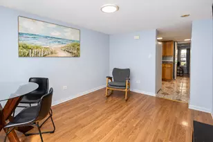 3906 W Montrose Ave, Chicago, IL 60618 - Photo 29