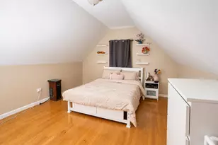 3906 W Montrose Ave, Chicago, IL 60618 - Photo 23