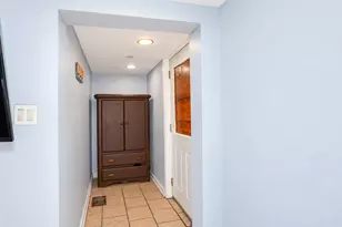 3906 W Montrose Ave, Chicago, IL 60618 - Photo 37