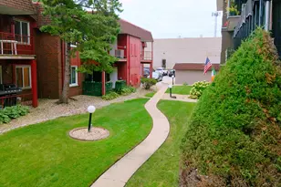 8620 W 95th St, Hickory Hills, IL 60457 - Photo 21