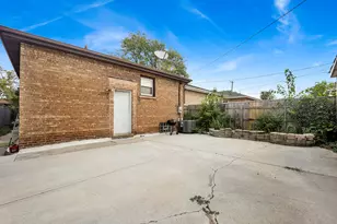 25 E 121st St, Chicago, IL 60628 - Photo 9