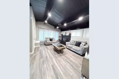 223 W 106th Street, Chicago, IL 60628 - Photo 9