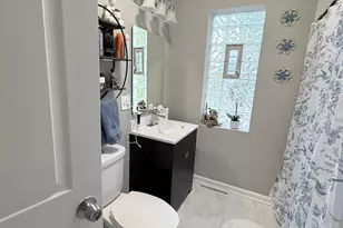 223 W 106th St, Chicago, IL 60628 - Photo 19