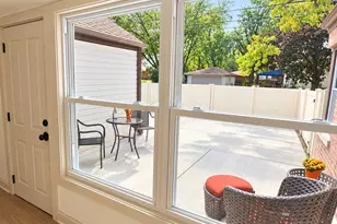 10059 S Spaulding Ave, Evergreen Park, IL 60805 - Photo 21