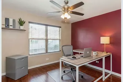 9411 Fountain Point Circle, Darien, IL 60561 - Photo 15