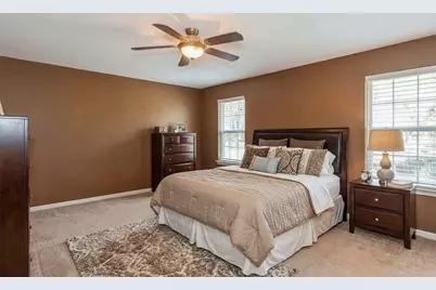 9411 Fountain Point Circle, Darien, IL 60561 - Photo 9