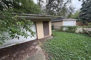 319 154th Pl, Calumet City, IL 60409 - Photo 13