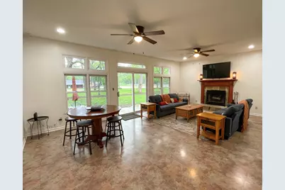 12002 E Metcalf Avenue, Momence, IL 60954 - Photo 11