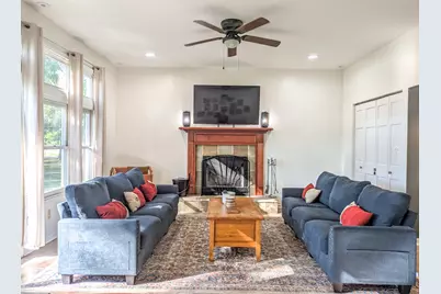 12002 E Metcalf Avenue, Momence, IL 60954 - Photo 9