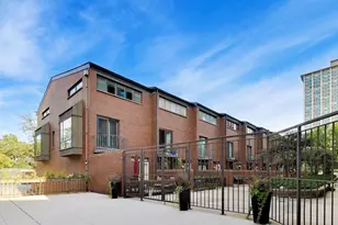 3700 N Lake Shore Dr, Chicago, IL 60613 - Photo 37