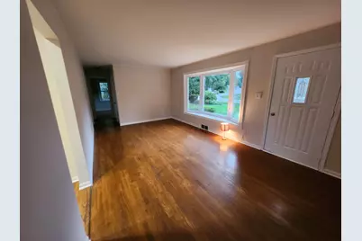 221 Sunset Terrace, Crystal Lake, IL 60014 - Photo 9