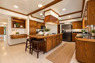 201 Oak Ln, Winthrop Harbor, IL 60096 - Photo 7