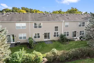 791 Silk Oak Ln, Crystal Lake, IL 60014 - Photo 5
