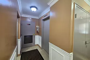 2250 N Lincoln Ave, Chicago, IL 60614 - Photo 21