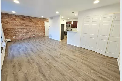2250 N Lincoln Avenue #502, Chicago, IL 60614 - Photo 9