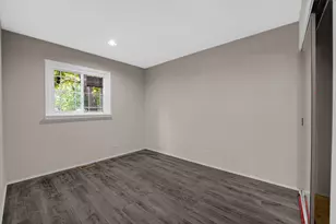 7180 Edgebrook Ln, Hanover Park, IL 60133 - Photo 9