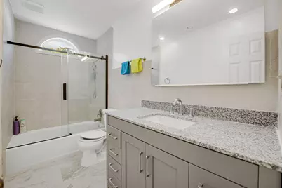 7180 Edgebrook Lane, Hanover Park, IL 60133 - Photo 7