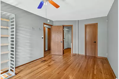 2105 W Bedford Road, Freeport, IL 61032 - Photo 25