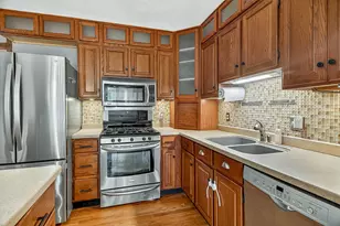 2105 W Bedford Rd, Freeport, IL 61032 - Photo 13