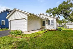 610 Sydney Ave, Loves Park, IL 61111 - Photo 5
