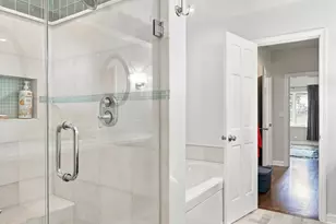 792 N Kenilworth Ave, Elmhurst, IL 60126 - Photo 21