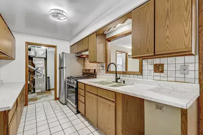 8115 Sayre Avenue, Burbank, IL 60459 - Photo 3