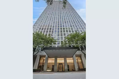 260 E Chestnut Street #2904, Chicago, IL 60611 - Photo 5