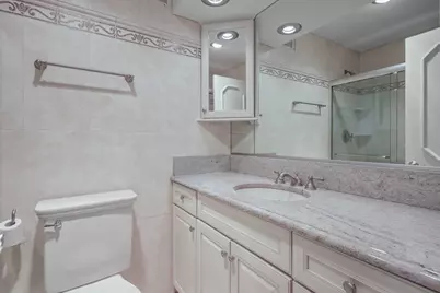 260 E Chestnut Street #2904, Chicago, IL 60611 - Photo 21